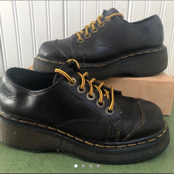 dr martens 8435